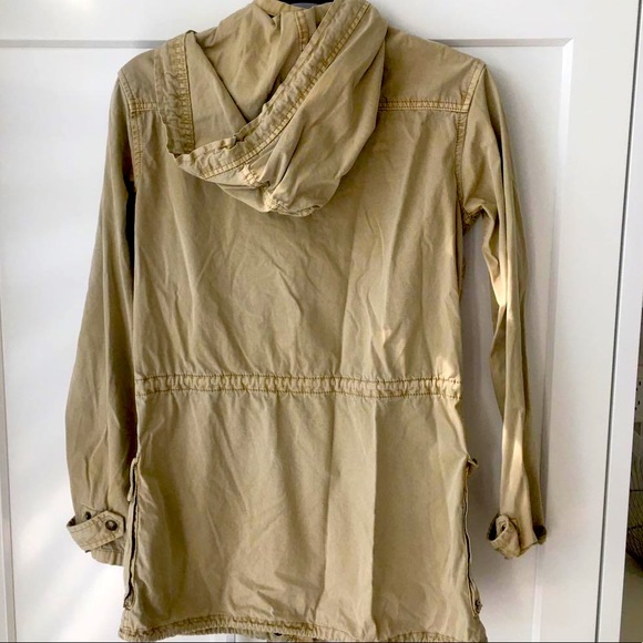 Aritzia Talula Trooper Light Jacket - Picture 2 of 3